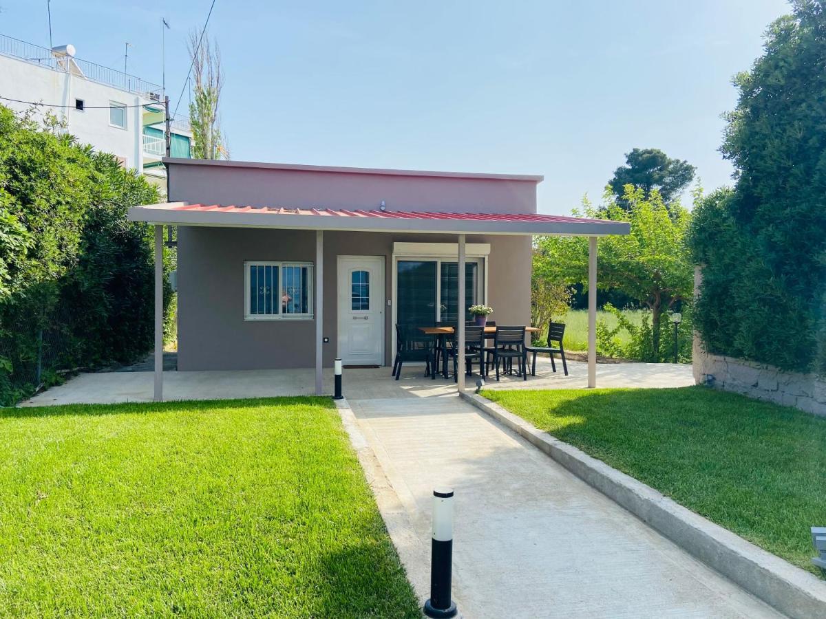 Vila M & F House Oropos Exteriér fotografie